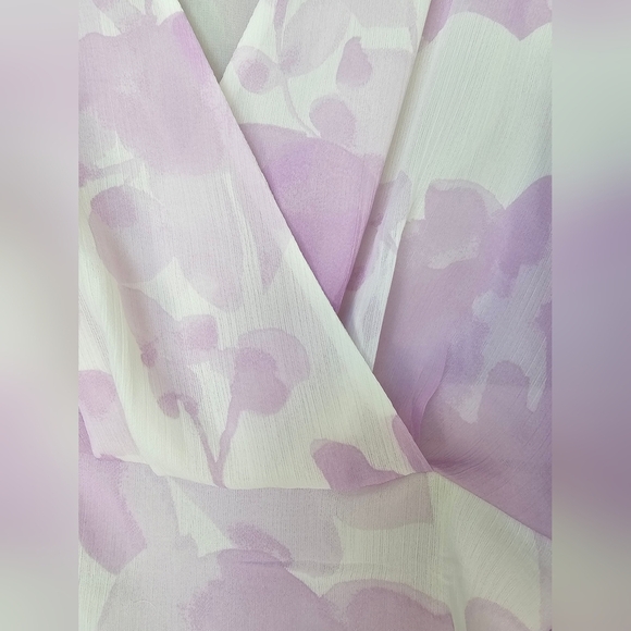 Express Floral Tie Banded Bottom Faux Wrap Top, Light Purple Print, Women's XS - Picture 5 of 8